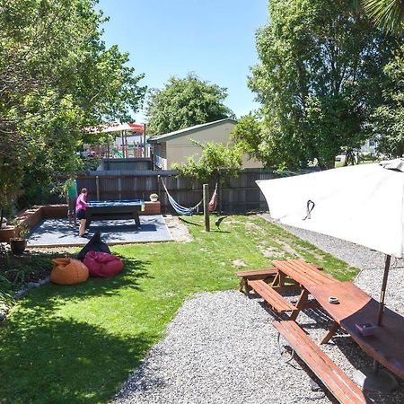 Auberge de jeunesse Around The World Backpackers à Christchurch Extérieur photo