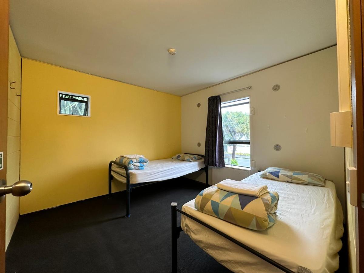 Auberge de jeunesse Around The World Backpackers à Christchurch Extérieur photo