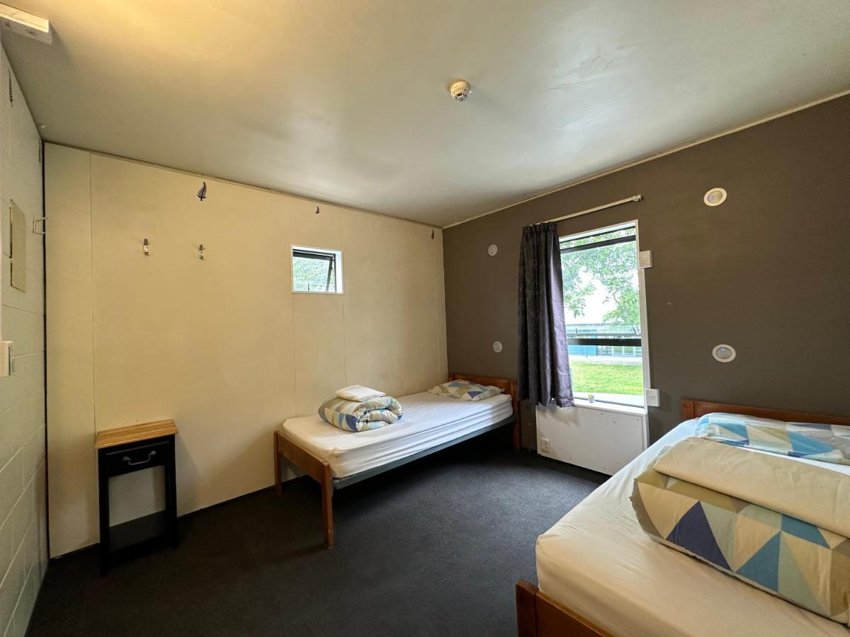 Auberge de jeunesse Around The World Backpackers à Christchurch Extérieur photo